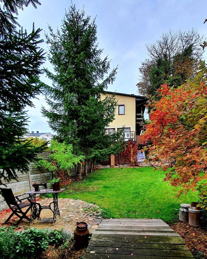 Babie Lato B&B Uniejow Εξωτερικό φωτογραφία