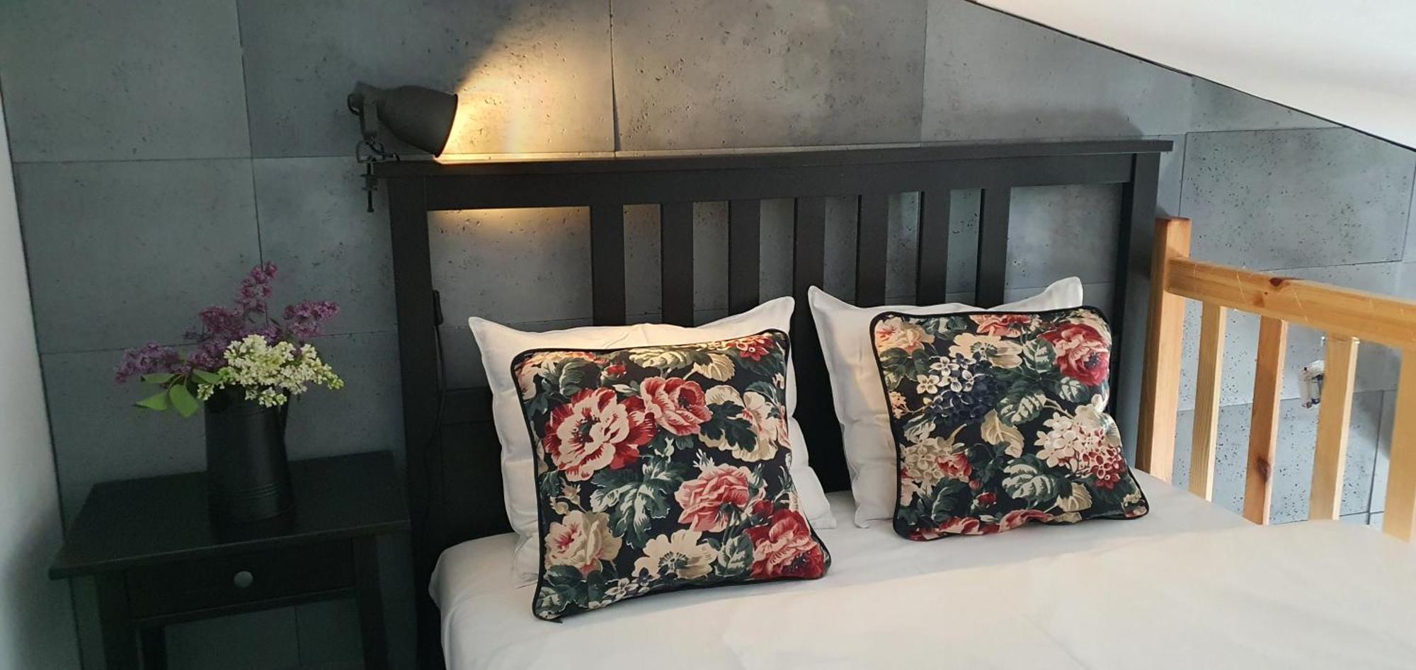 Babie Lato B&B Uniejow Εξωτερικό φωτογραφία