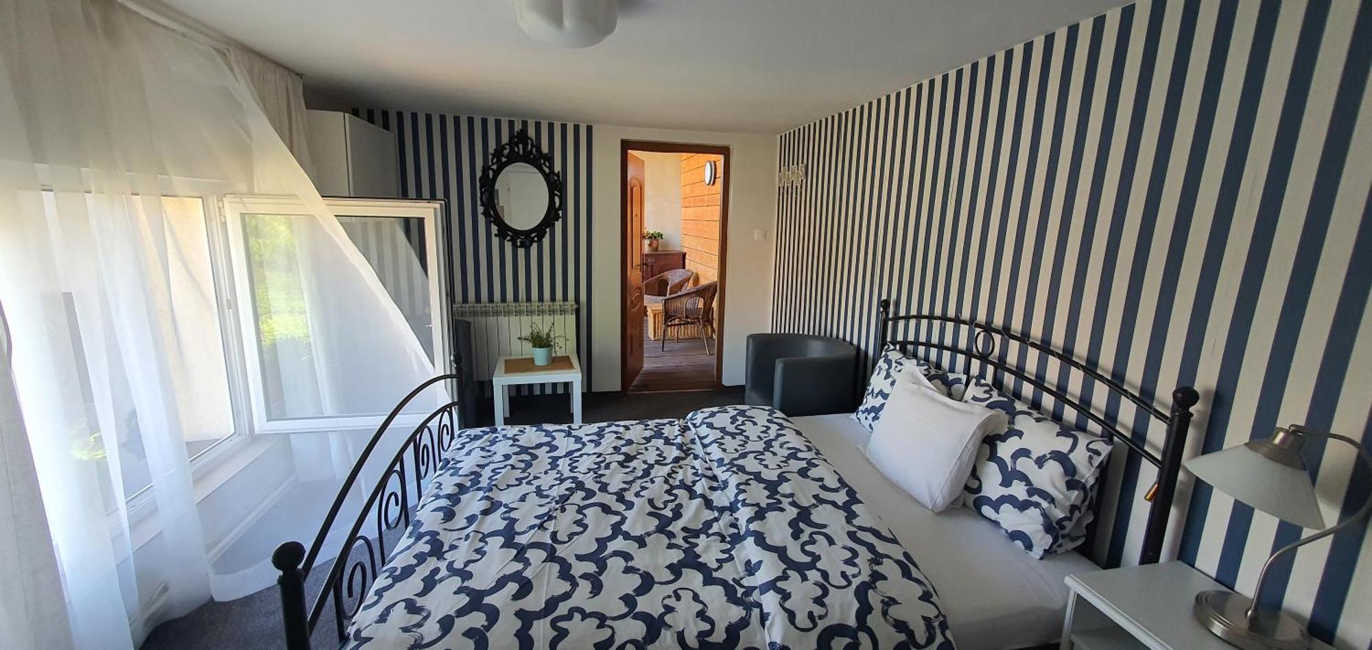 Babie Lato B&B Uniejow Δωμάτιο φωτογραφία